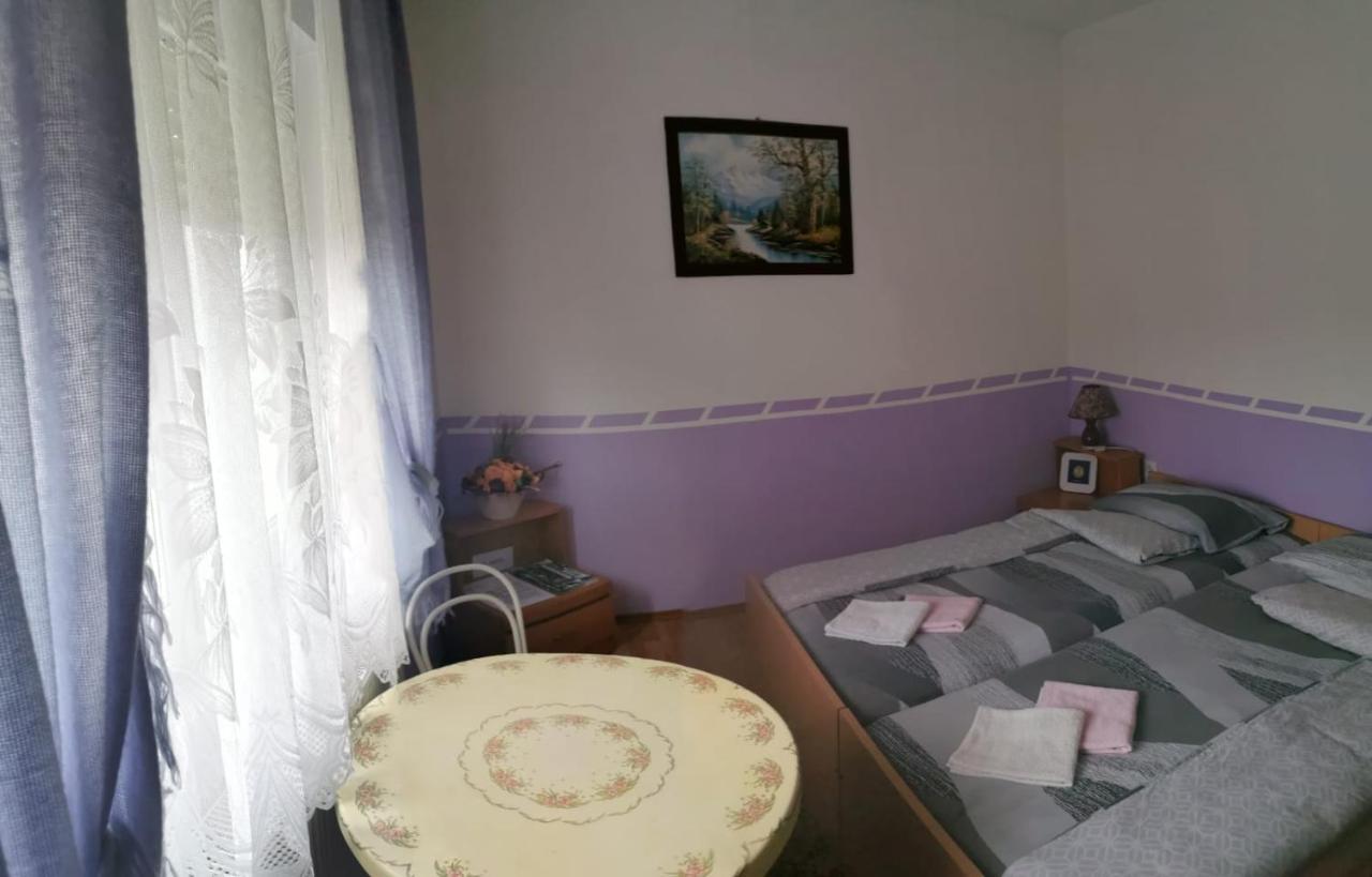 Gacka Rooms Vrhovine المظهر الخارجي الصورة