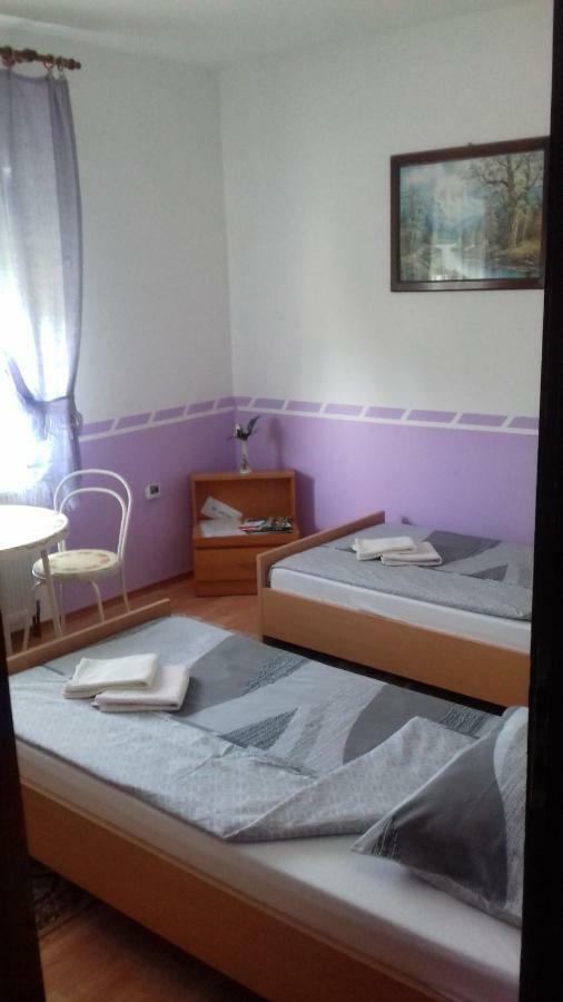Gacka Rooms Vrhovine المظهر الخارجي الصورة