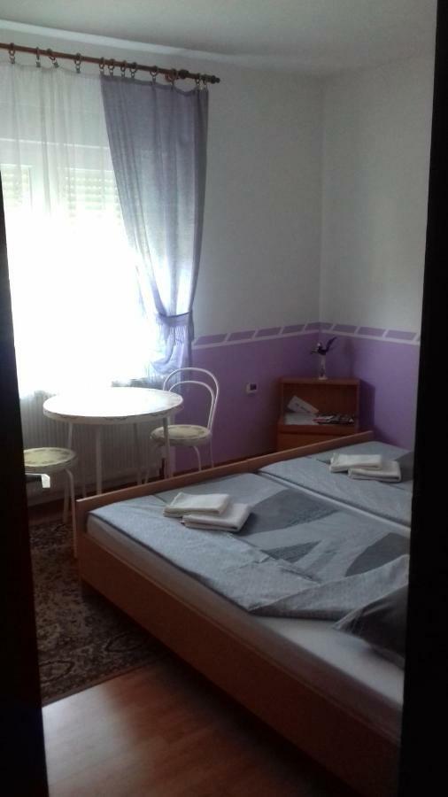 Gacka Rooms Vrhovine المظهر الخارجي الصورة
