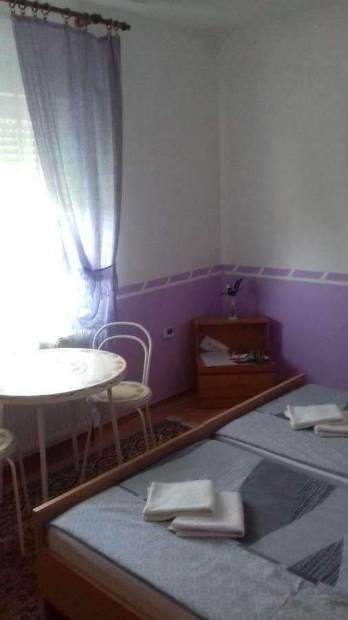 Gacka Rooms Vrhovine المظهر الخارجي الصورة